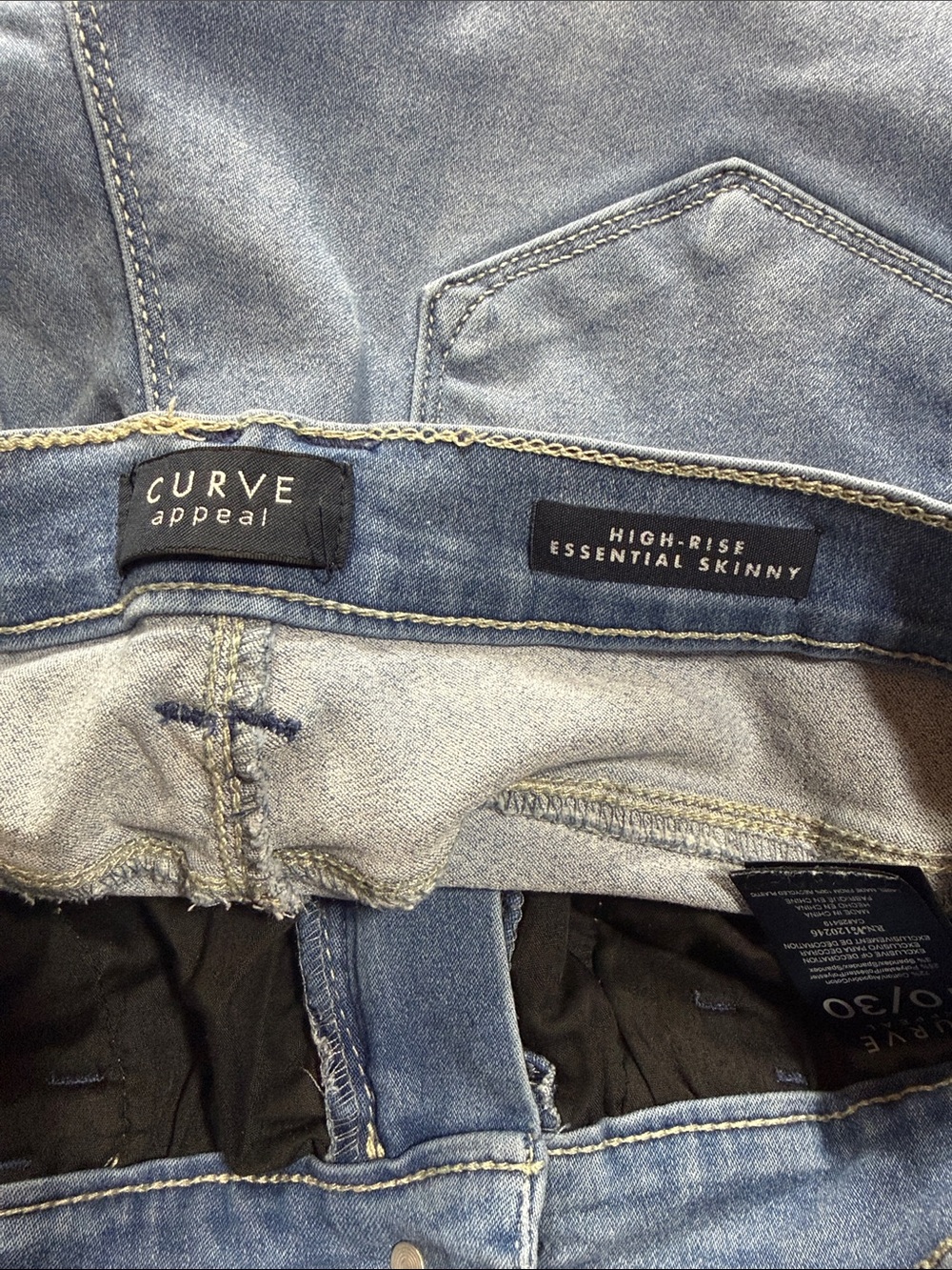 Curve Appeal High-Rise Essential Skinny Jeans - Light Blue